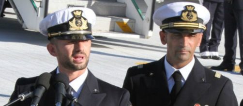 Fotografia dei due militari della marina