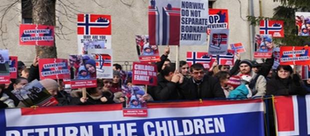Norvegia desparte la greu copiii români de părinţi Norvegia desparte la greu copiii români de părinţi