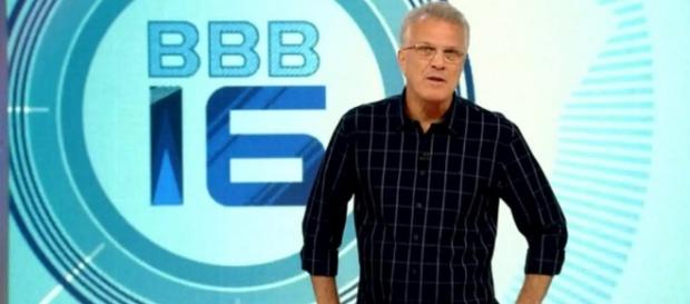 Pedro Bial comanda mais uma edição do BBB Pedro Bial comanda mais uma edição do BBB