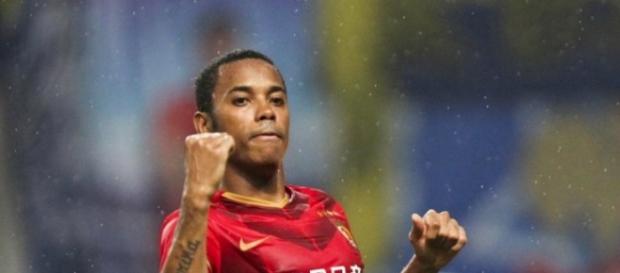 Robinho comemorando gol na China Robinho comemorando gol na China