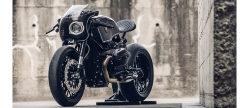 Bawarian FirstFighter dell'officina Rough Crafts