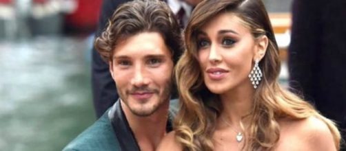 Belen Rodriguez ha sfilato per Guess a Firenze