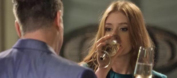 Eliza fica bêbada - Foto/Reprodução: TV Globo Eliza fica bêbada - Foto/Reprodução: TV Globo