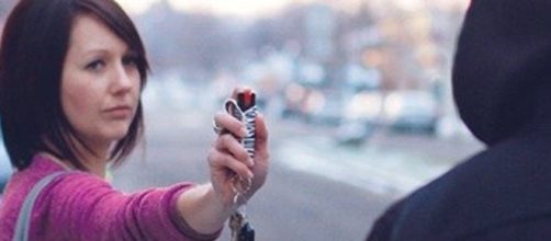 Le donne tedesche si armano di spray al peperoncin