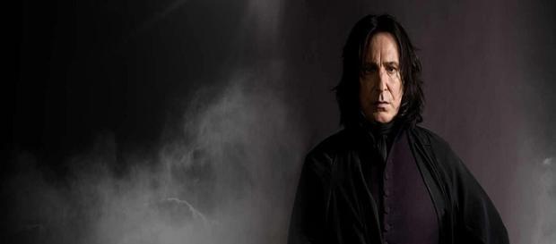 Alan Rickman caracterizado como el profesor Snape Alan Rickman caracterizado como el profesor Snape