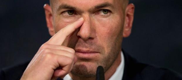 Zidane demonstrou irritação com jornalistas Zidane demonstrou irritação com jornalistas