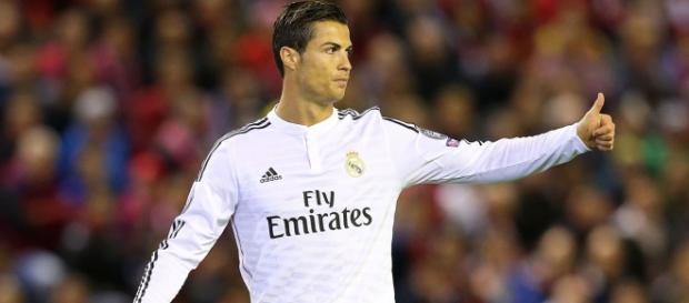 Cristiano Ronaldo pode ter problemas com o pontapé Cristiano Ronaldo pode ter problemas com o pontapé