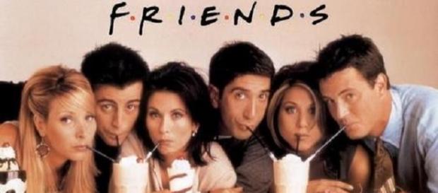Perry (right) unable to join fellow 'Friends' Perry (right) unable to join fellow 'Friends'