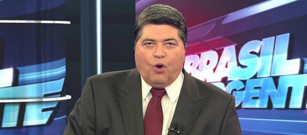 Datena disse que vai se manter longe da política Datena disse que vai se manter longe da política