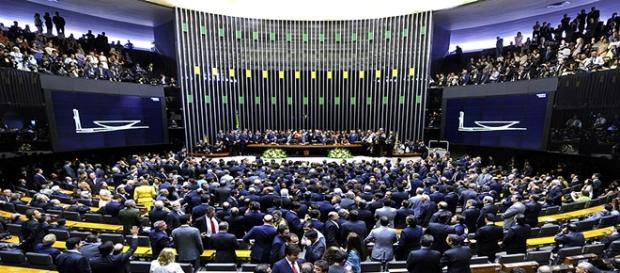 Deputados petistas barram lei contra empreiteiras Deputados petistas barram lei contra empreiteiras