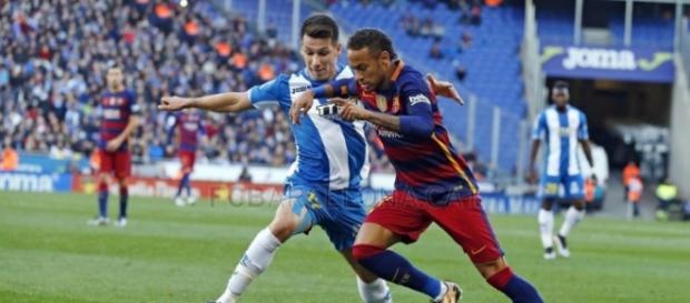 Neymar na partida entre Barcelona e Espanyol Neymar na partida entre Barcelona e Espanyol