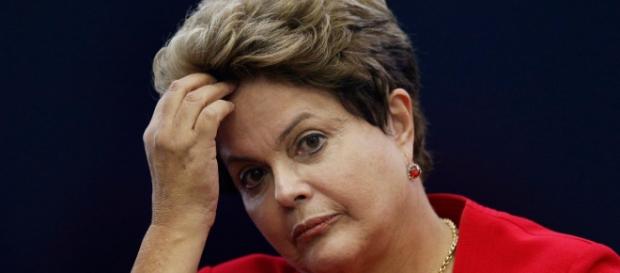 Dilma vai depor no caso Zelotes Dilma vai depor no caso Zelotes