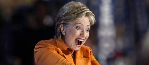 Hillary Clinton promette rivelazioni sugli Ufo Hillary Clinton promette rivelazioni sugli Ufo