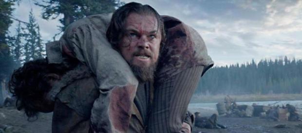 Leonardo DiCaprio como Hugh Glass Leonardo DiCaprio como Hugh Glass