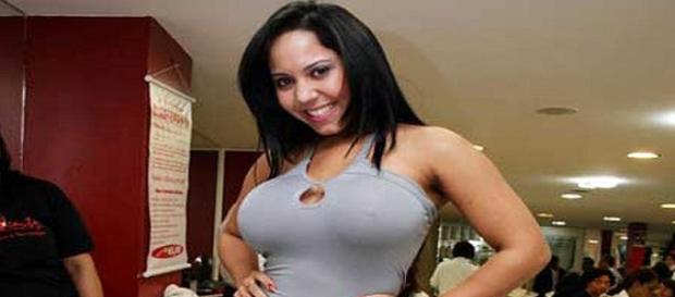 Mulher Melão fala sobre ser Rainha Mulher Melão fala sobre ser Rainha