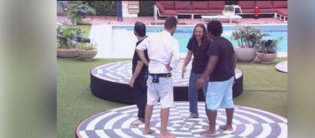Polêmica envolve prova do BBB16 Polêmica envolve prova do BBB16