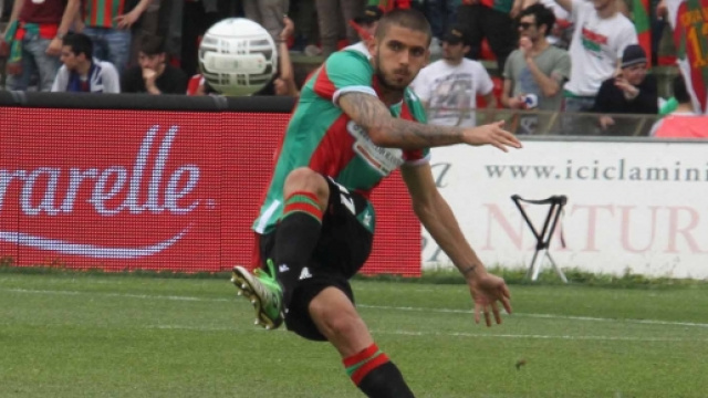 Il difensore Stefan Adrian Popescu