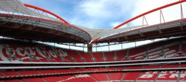 Luka Jovic a caminho do Estádio da Luz Luka Jovic a caminho do Estádio da Luz