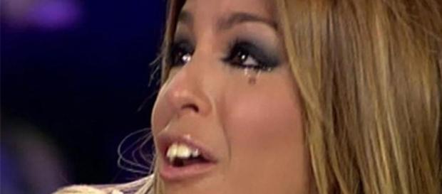 Oriana agredida en ¿Volverías con tu Ex? Oriana agredida en ¿Volverías con tu Ex?
