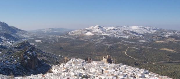 Os mostramos la colina de Zuheros. Os mostramos la colina de Zuheros.