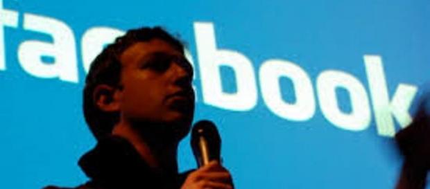 Zuckerberg, fondatore e ad di Facebook Zuckerberg, fondatore e ad di Facebook