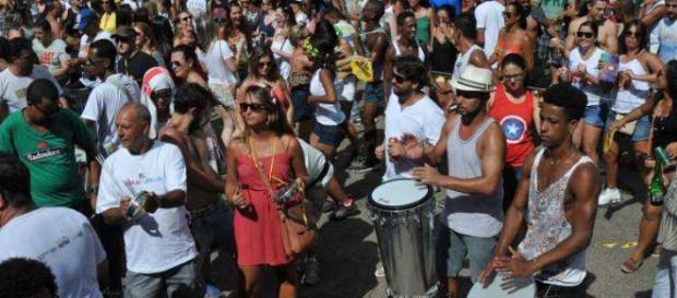 Carnaval de Belo Horizonte terá 1,6 mi de pessoas. Carnaval de Belo Horizonte terá 1,6 mi de pessoas.