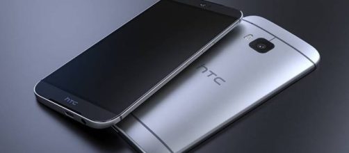 HTC One M10 due varianti differenti