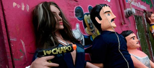 Piñatas con las figuras de Kate y Chapo Piñatas con las figuras de Kate y Chapo