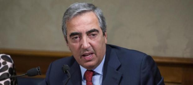 Maurizio Gasparri, ex Ministro delle comunicazioni Maurizio Gasparri, ex Ministro delle comunicazioni