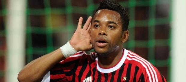 Atacante Robinho, em ação pelo Milan, seu ex-clube Atacante Robinho, em ação pelo Milan, seu ex-clube