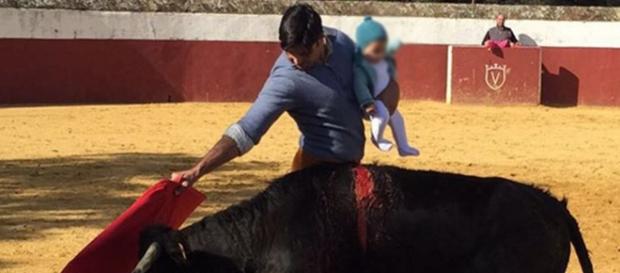 La foto que aparece en la red social del torero La foto que aparece en la red social del torero
