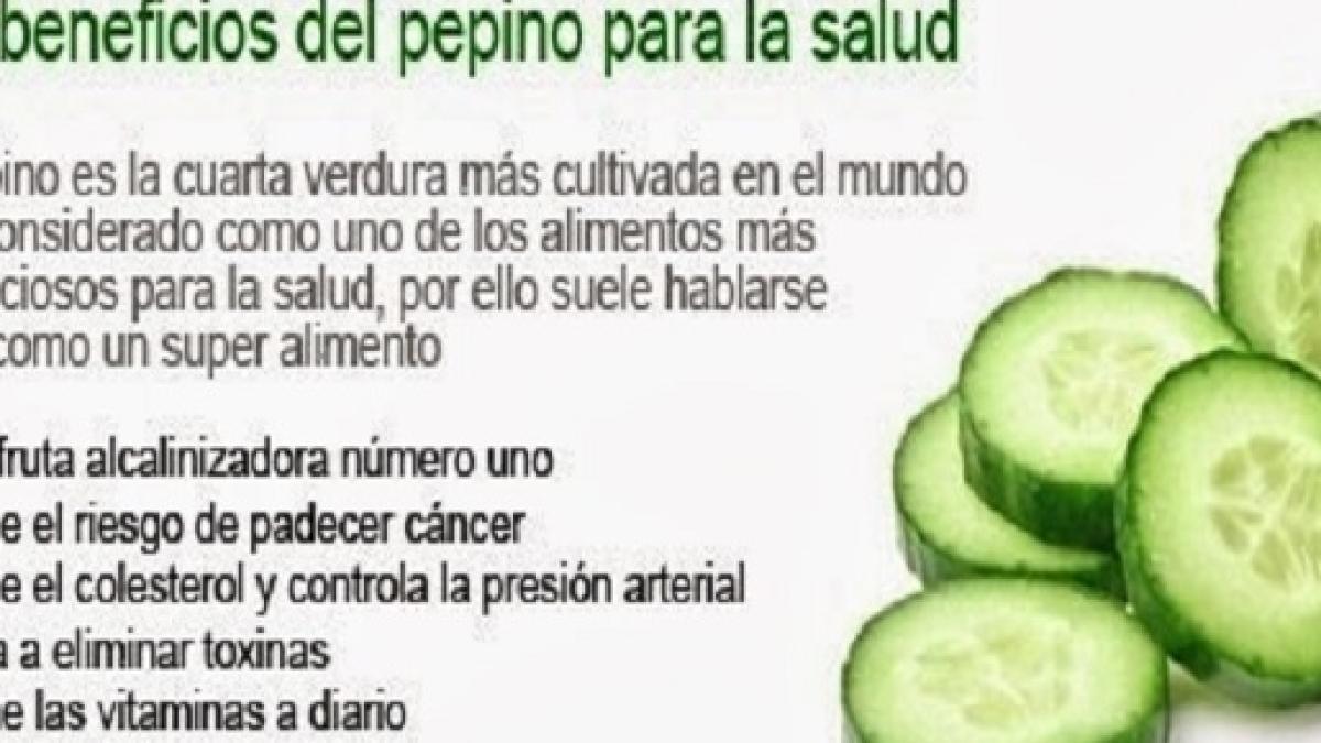 para que sirve el agua de pepino con cascara