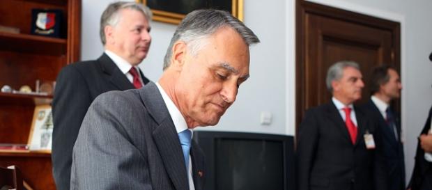 Cavaco Silva veta adopção por casais homossexuais Cavaco Silva veta adopção por casais homossexuais