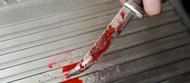 Femeia a fost ucisă cu un cuțit Femeia a fost ucisă cu un cuțit