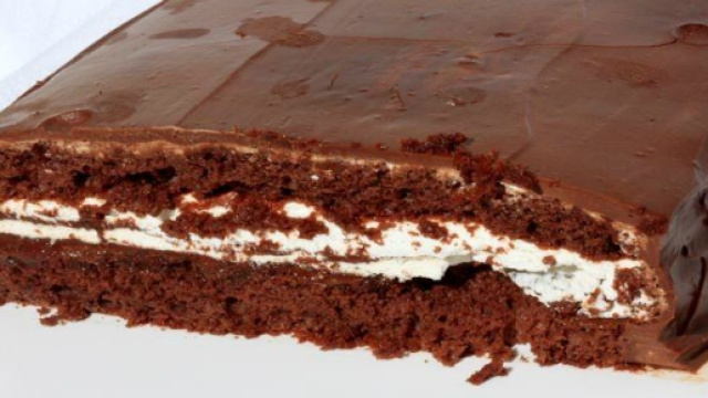 Ricetta della torta Kinder Pingu&igrave;