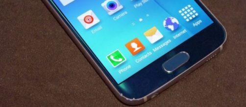 Samsung distribuirà Galaxy S7 a noleggio