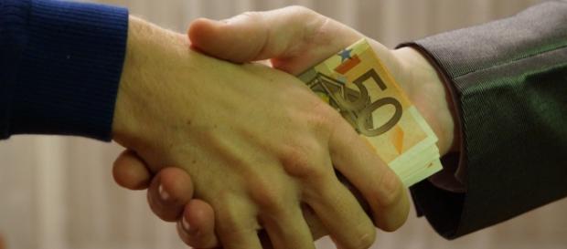 Corruzione, male ancora molto diffuso in Italia Corruzione, male ancora molto diffuso in Italia