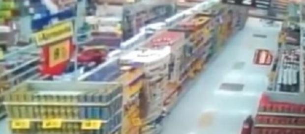 Il fantasma del supermercato di Tijuana Il fantasma del supermercato di Tijuana