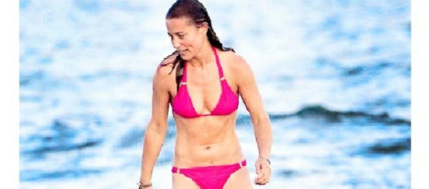 Pippa Middleton: ambasciatrice di costumi da bagno Pippa Middleton: ambasciatrice di costumi da bagno