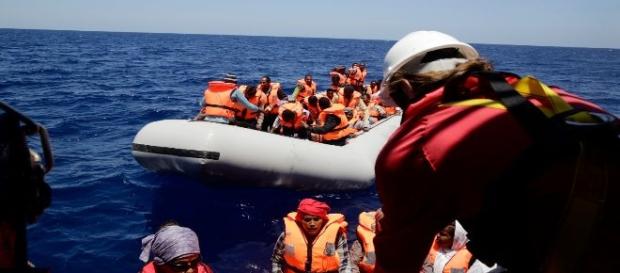 Rescate en el Mediterráneo. MSF Rescate en el Mediterráneo. MSF