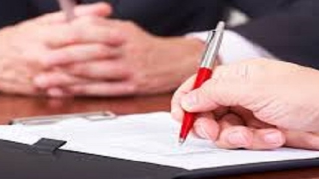 Compagnia di assicurazione e clausole ambigue