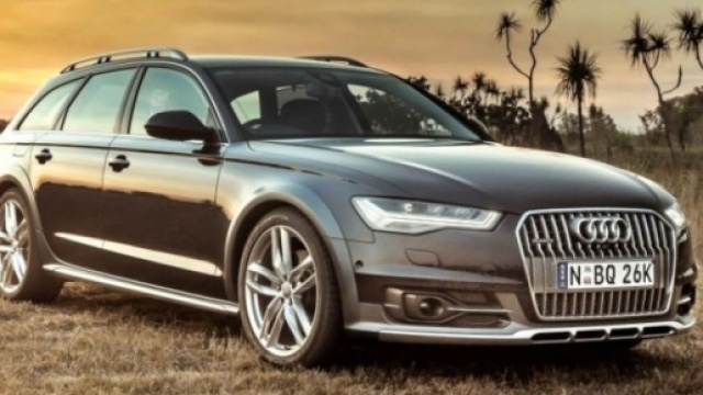 La nuova Audi A4 Allroad 2016 nera