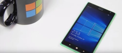 Telefono Lumia con Windows 10 Mobile