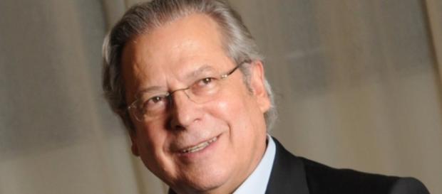 Advogados querem adiar depoimento de Dirceu Advogados querem adiar depoimento de Dirceu