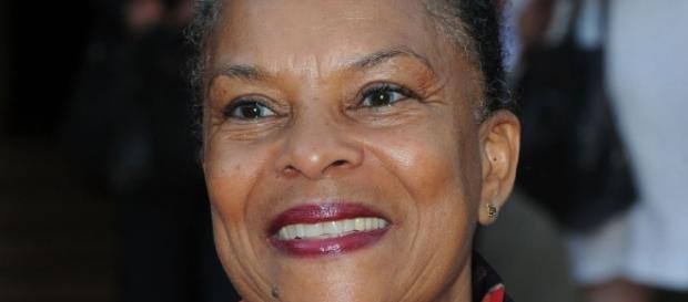 christine taubira ministre rend sa demission christine taubira ministre rend sa demission