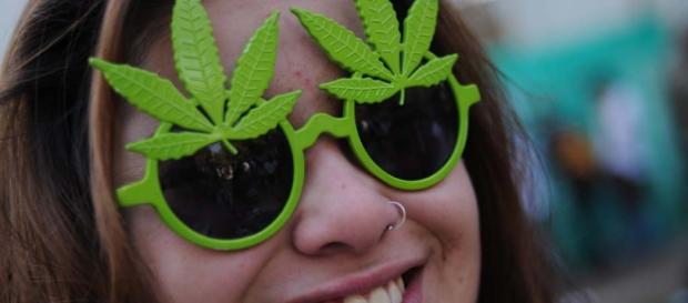 Inició el debate para legalizar las drogas. Inició el debate para legalizar las drogas.
