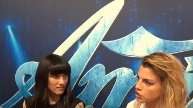 Elisa ed Emma al Serale di Amici