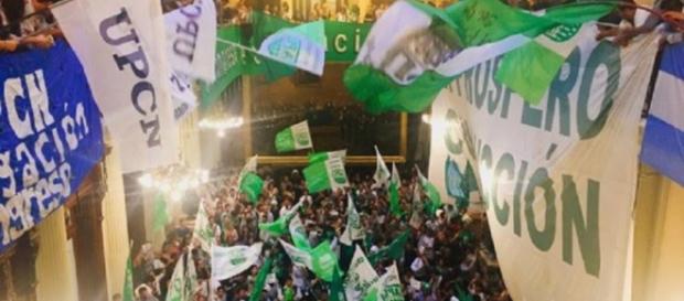 Cortes de calles por despidos y Clarín domina Cortes de calles por despidos y Clarín domina