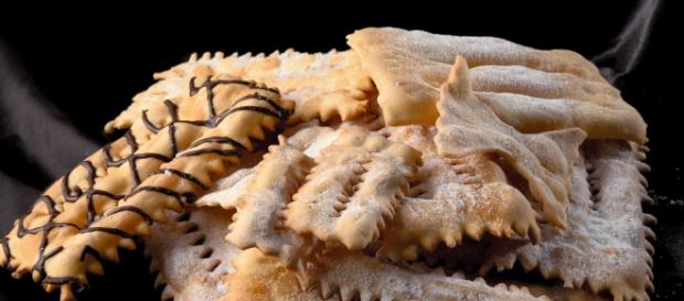 Ricetta Chiacciere di Carnevale 2016 Ricetta Chiacciere di Carnevale 2016