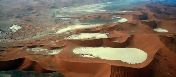 El Desierto de Namib,visto desde el aire El Desierto de Namib,visto desde el aire